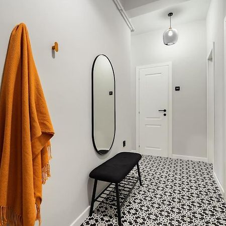 Old City Apartment - Self Check-In Bukarest Exterior foto
